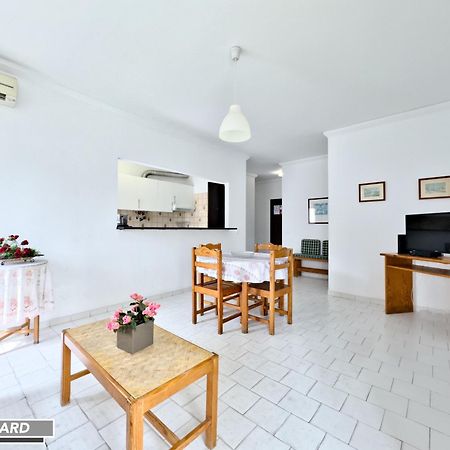 Squash Club Apartamentos Portimao Luaran gambar