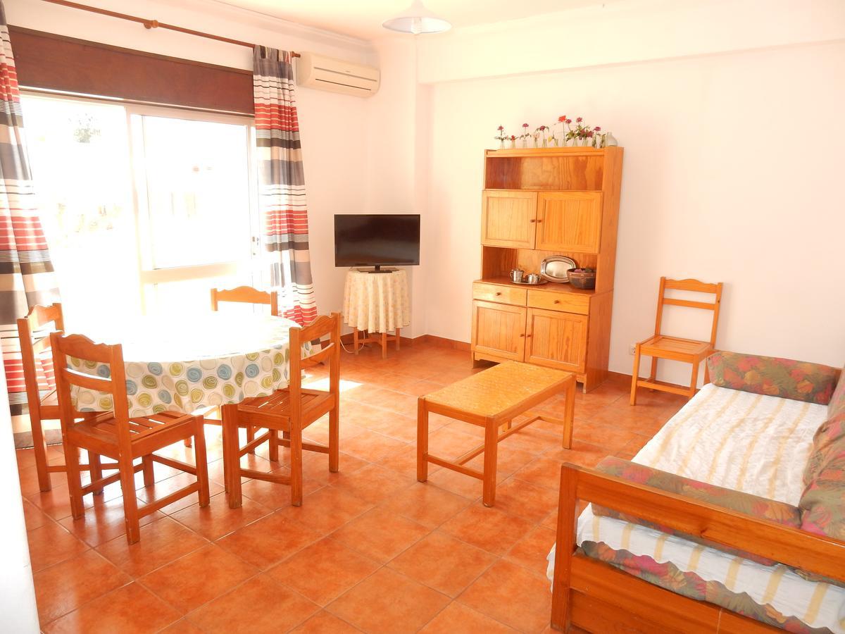 Squash Club Apartamentos Portimao Luaran gambar