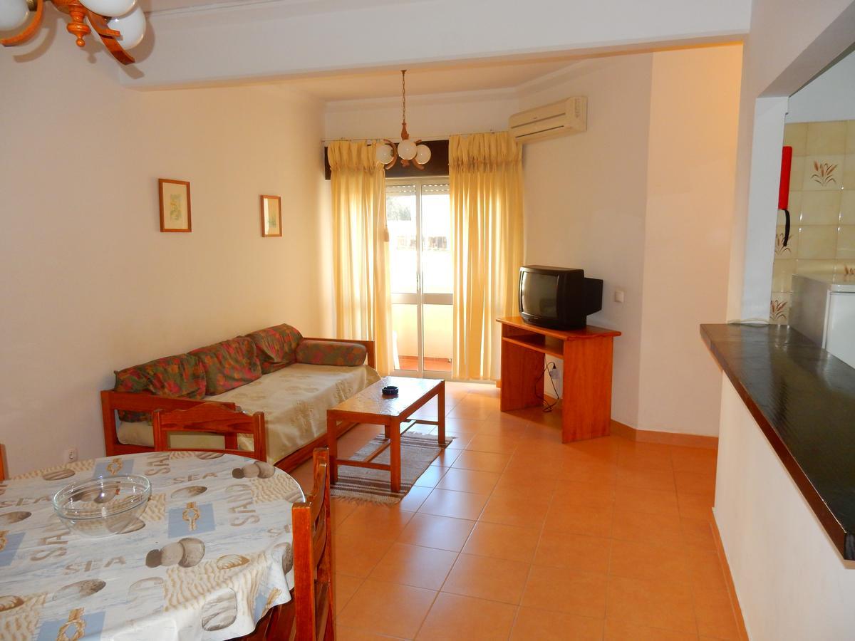 Squash Club Apartamentos Portimao Luaran gambar