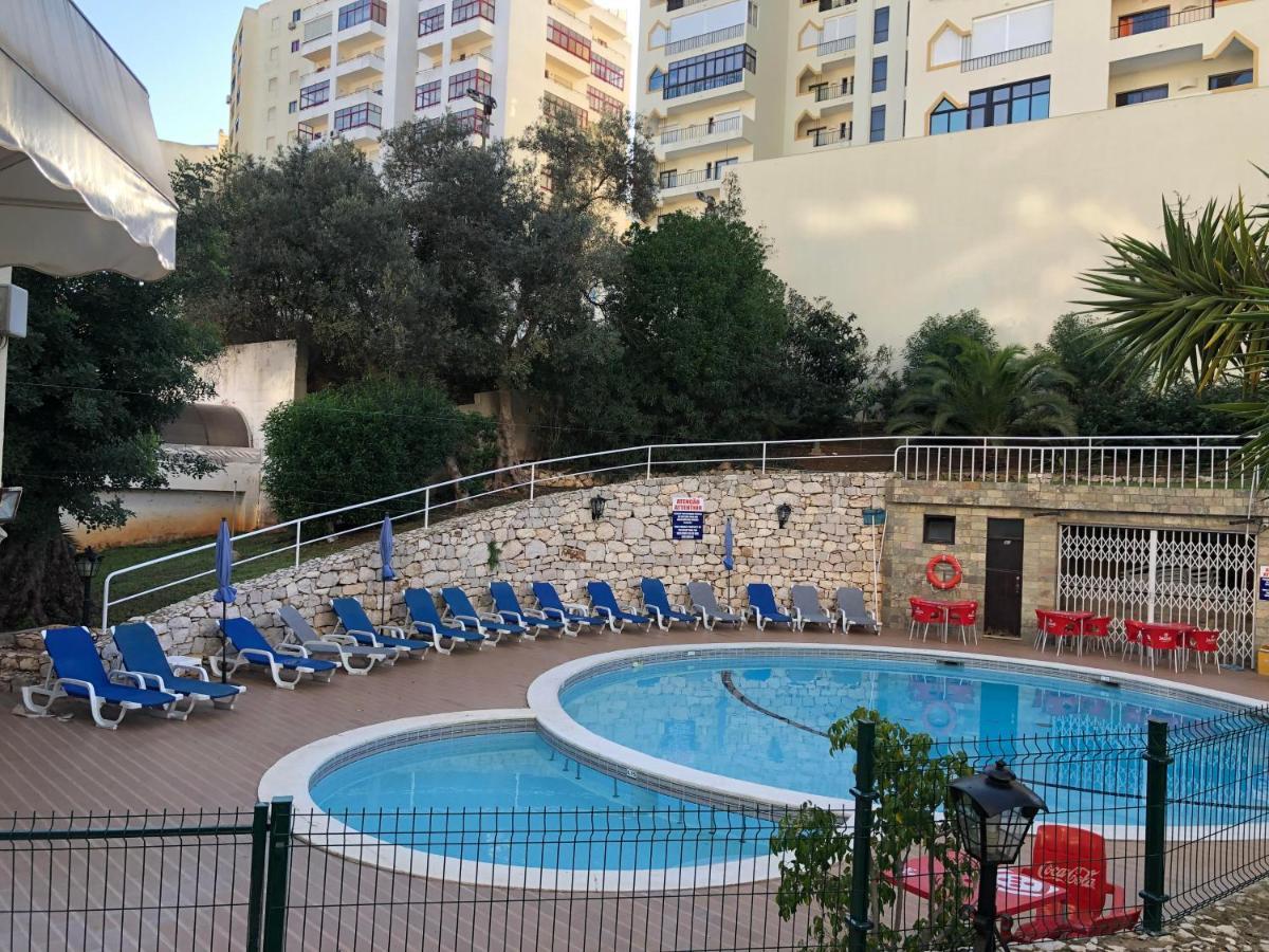 Squash Club Apartamentos Portimao Luaran gambar